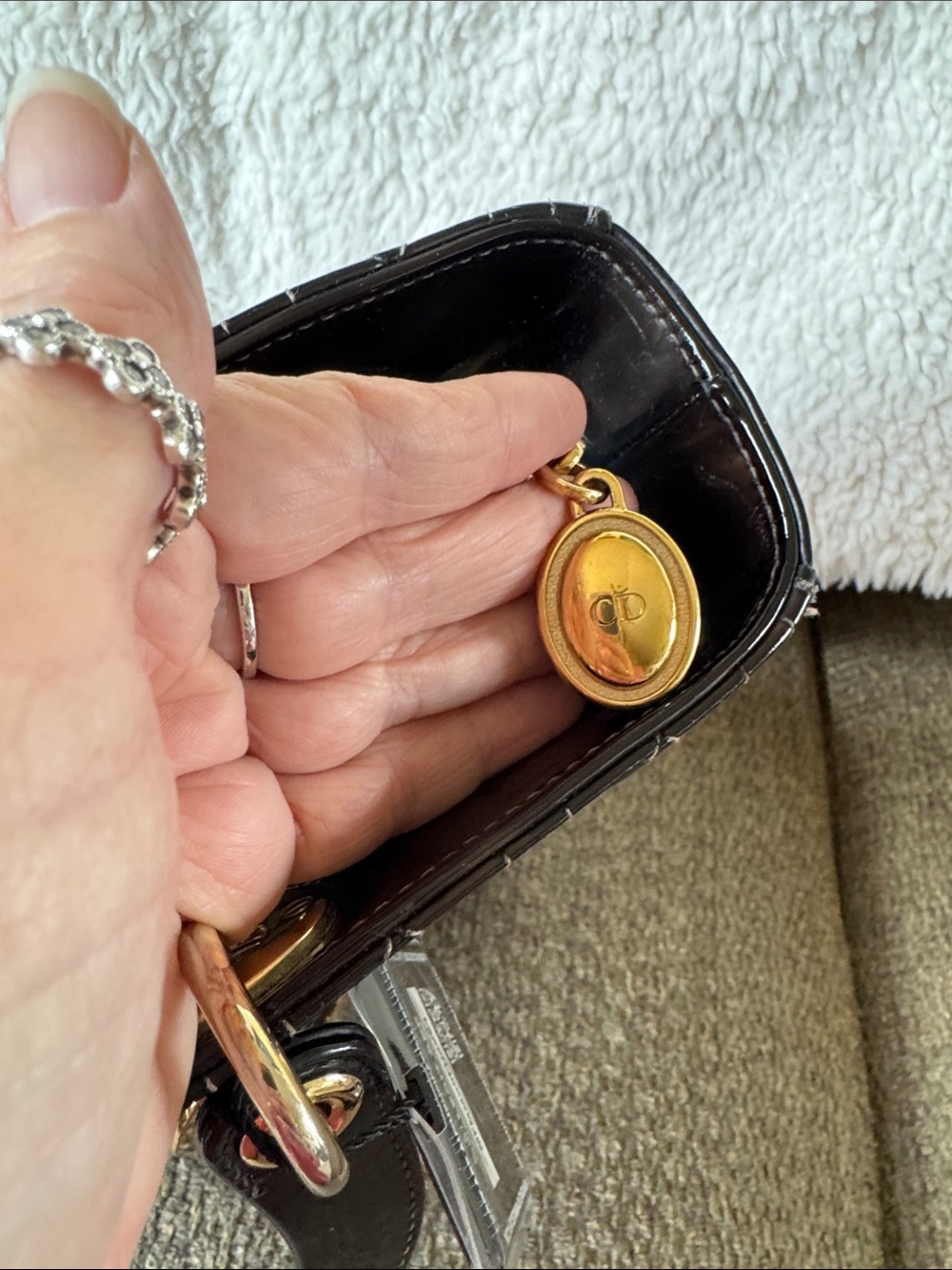 Lady Dior Patent Cannage - Picture 10 of 15